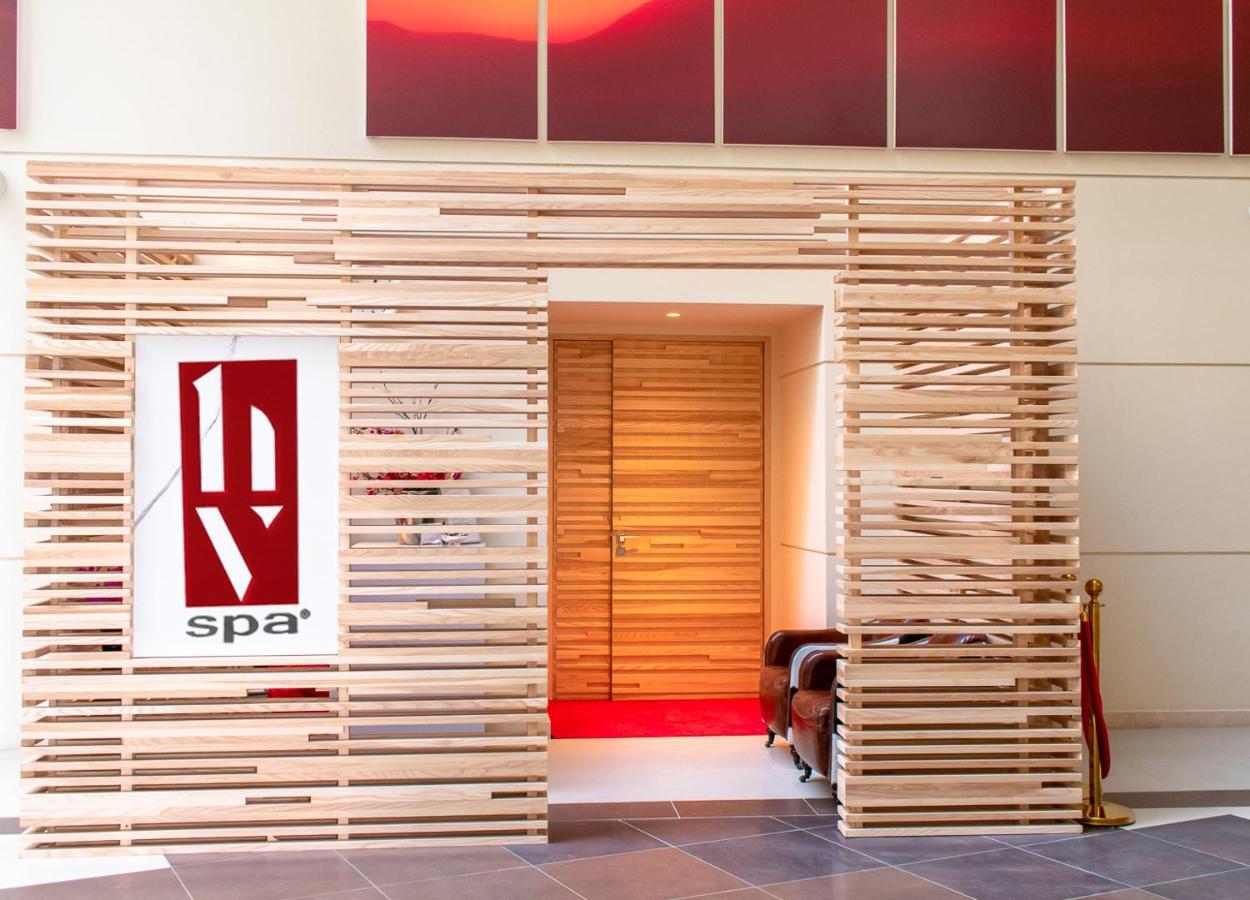 Hotel Ibis Styles Dragon Mart